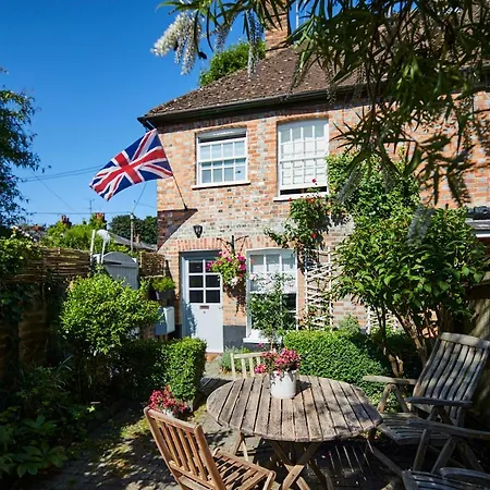 Cottage On The Croft Hungerford Exterior photo