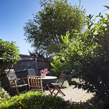 Cottage On The Croft Hungerford Exterior photo